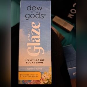 Dew of the Gods Amalfi Glaze Body Serum - Blue and White